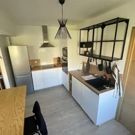 Appartement 3 Etoiles 63M2 Renove En Hyper Centre Ajaccio *